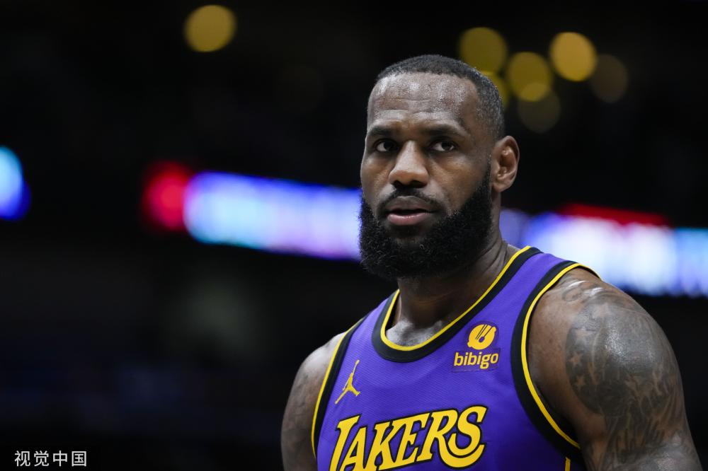 场上屡有建 场上屡有建